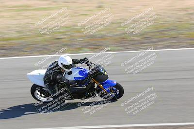 media/Feb-05-2023-Classic Track Day (Sun) [[c35aca4a42]]/Group 2/session 1 turn 9/